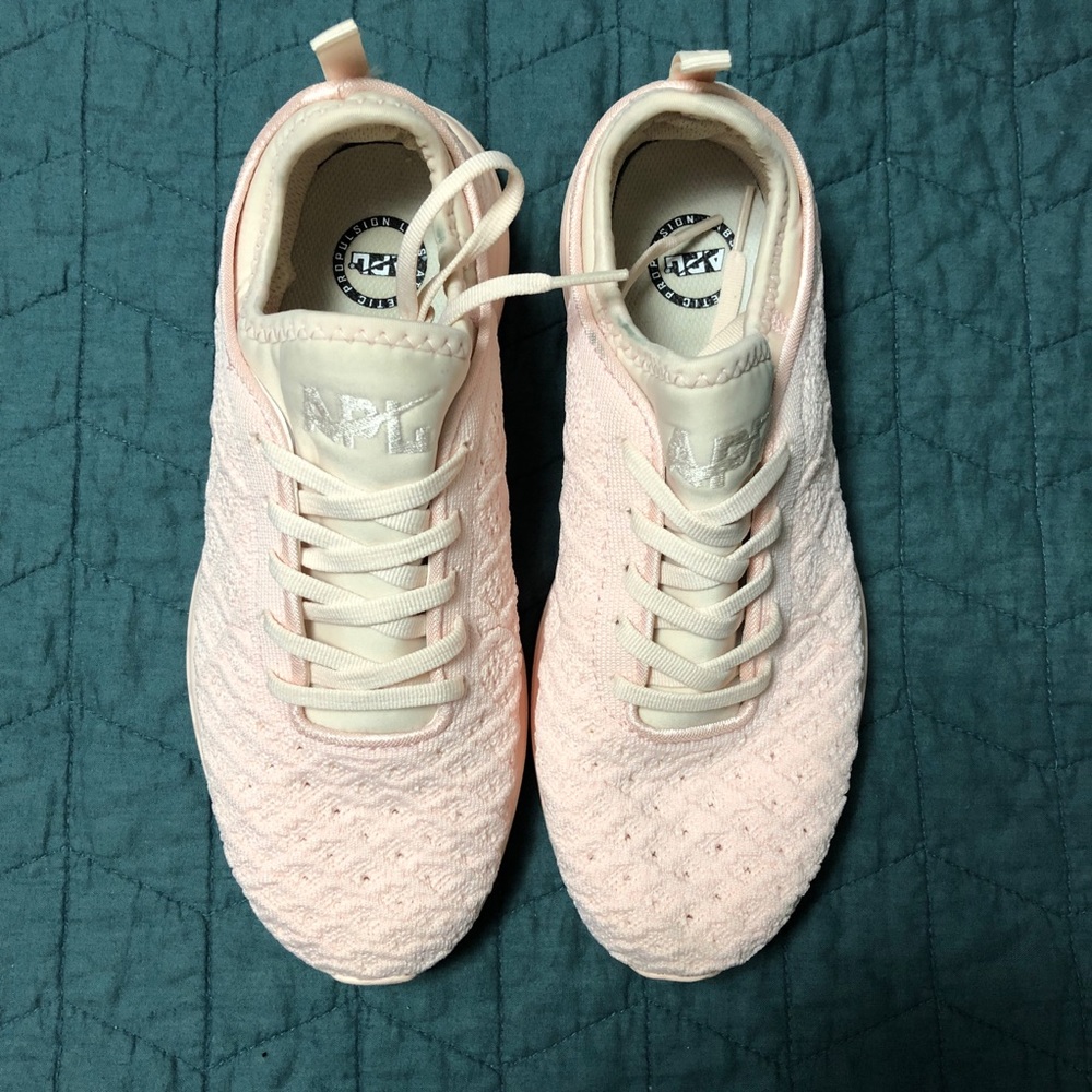 Rose gold APL